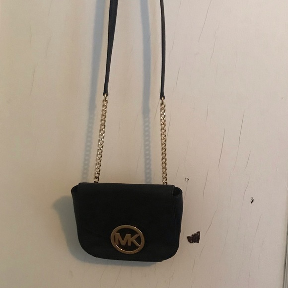 Michael Kors gold chain black leather bag - Picture 3 of 7